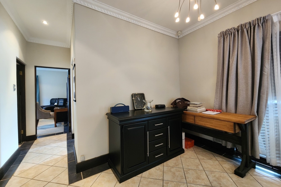 4 Bedroom Property for Sale in Jeffreys Bay Central Eastern Cape